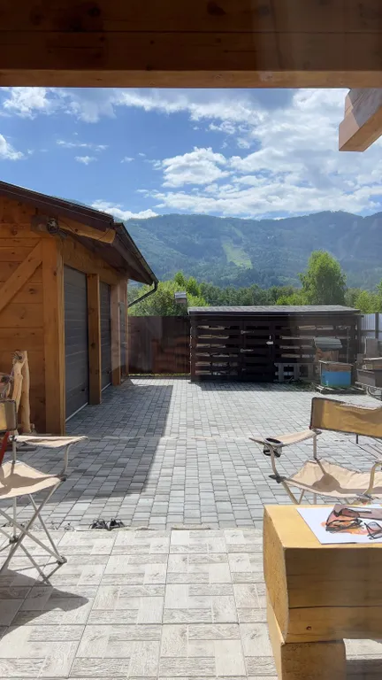 Маленькая кедровая вилла VillasViktoria