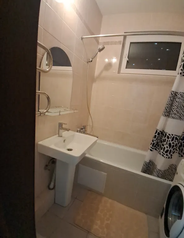 Квартира Уютная комфортабельная 3-комнатная квартира — Адлер