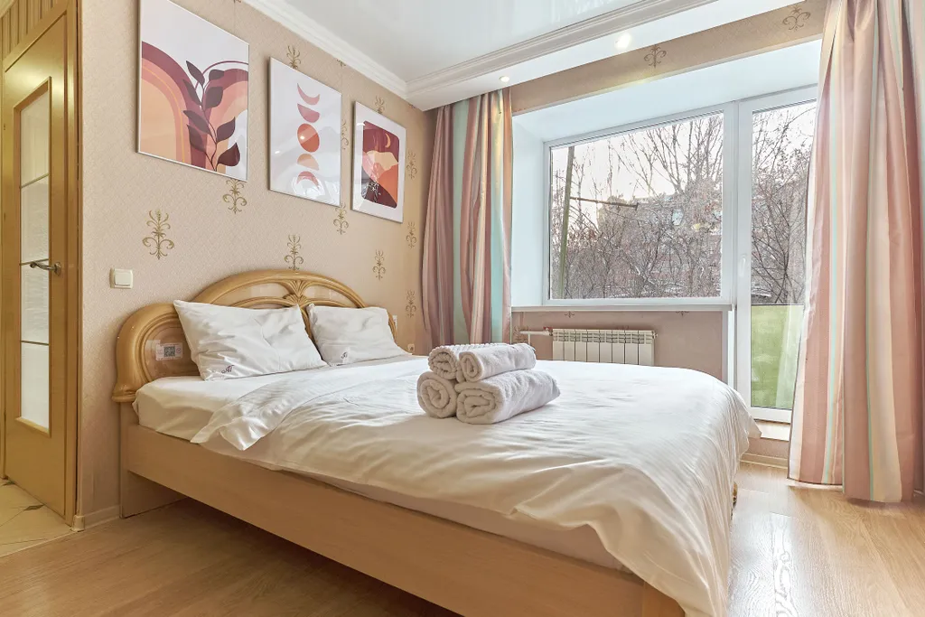 Квартира Студия с большой ванной в тихом районе у центра — аренда посуточно в Томск