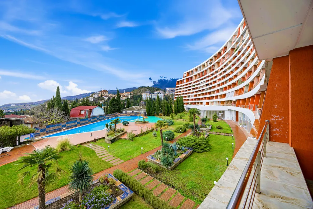 3-комнатная квартира с видом на море