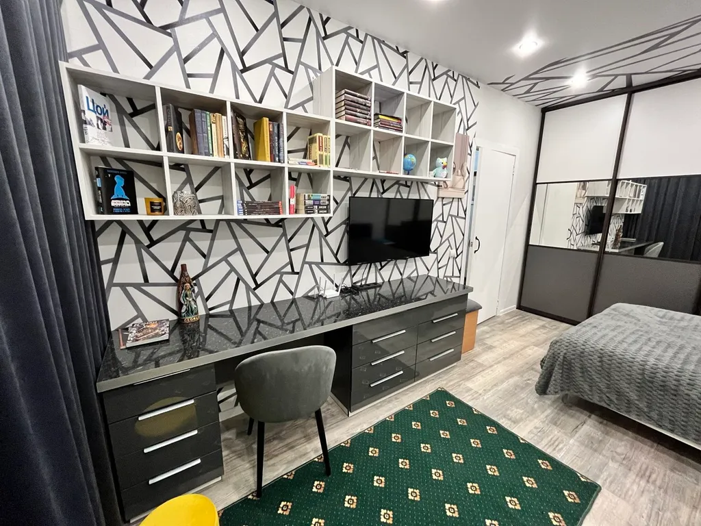 Уютная тёплая квартира с просторной кухней в заволжском районе