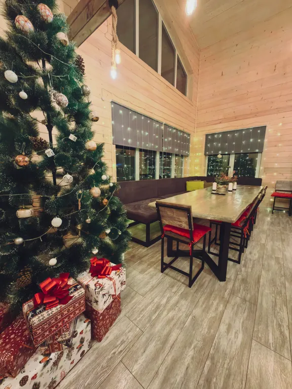 Дом с теплым бассейном