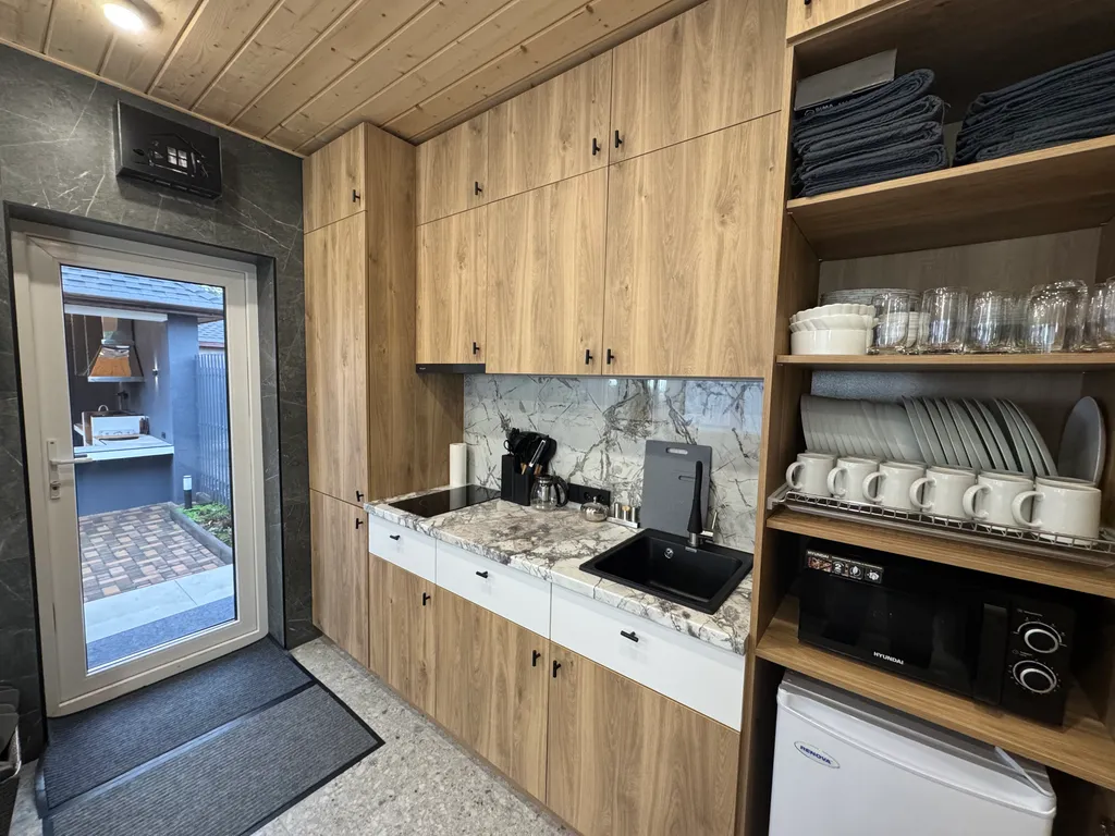 Дом - баня в дали от городской суеты