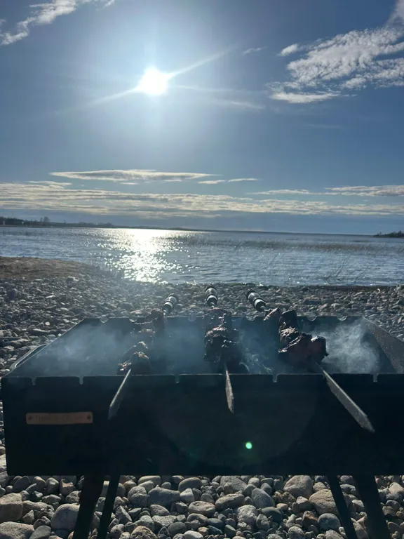 Logma Karelia, современный глэмпинг на берегу озера