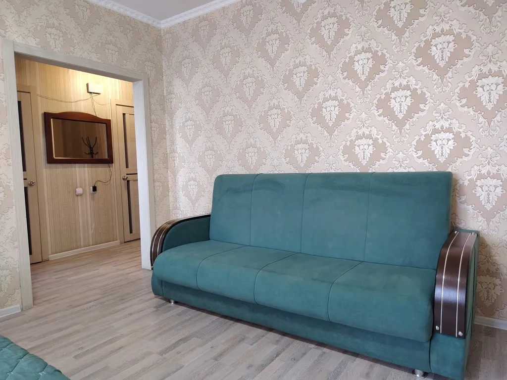 Квартира рядом с площадью Революции