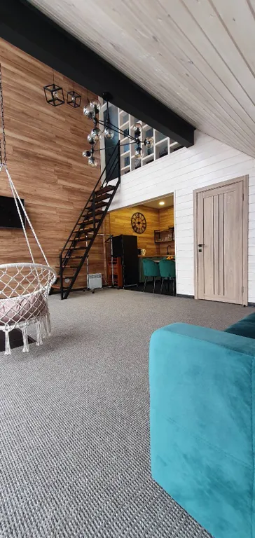 Дом-треугольник в загородном комплексе FoxWay