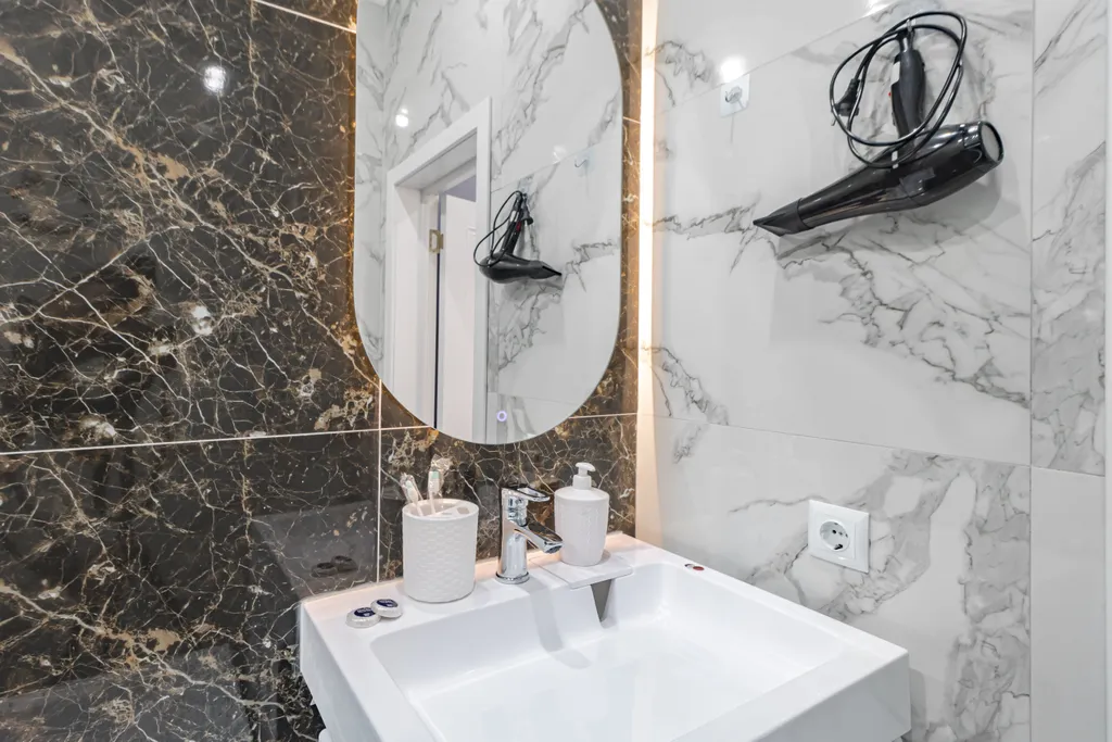 Grand Champion Central Stay