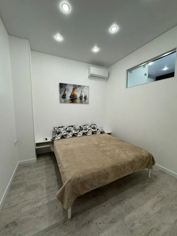 Уютная квартира в ЖК Золoтыe Пeски — аренда посуточно в Евпатория