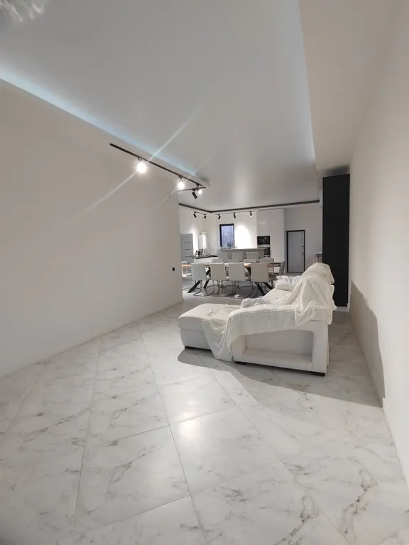 6-комнатный Дом