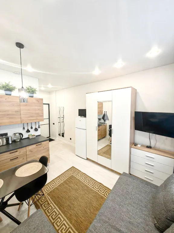 Квартира Новая уютная студия у метро — аренда посуточно в Новосибирск