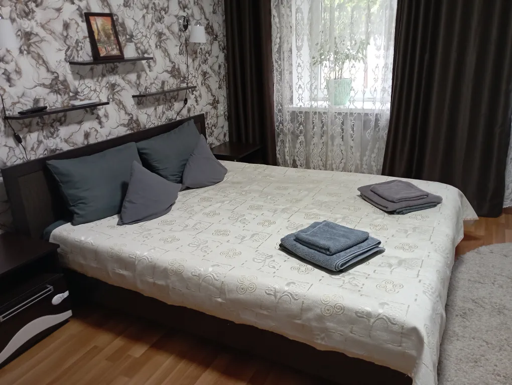 Отдельная квартира в частном доме с садом