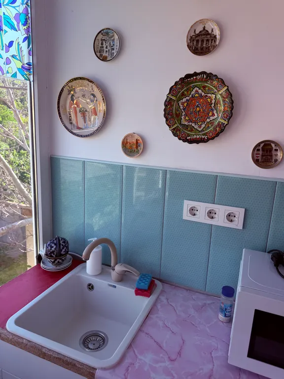 Уютная студия через забор с Ханским дворцом