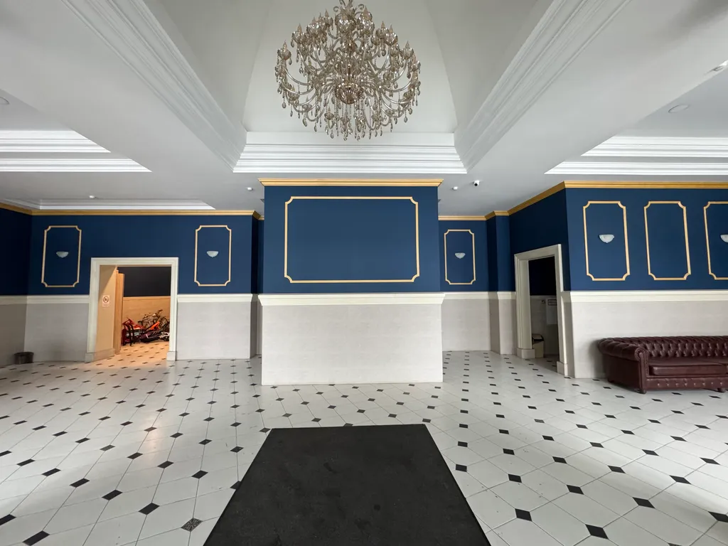 Апартаменты-студия в центре города в новом дoме бизнec-клаcса