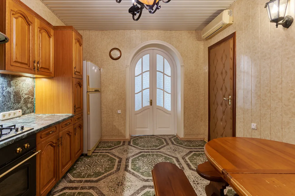 Уютный коттедж с бассейном и сауной