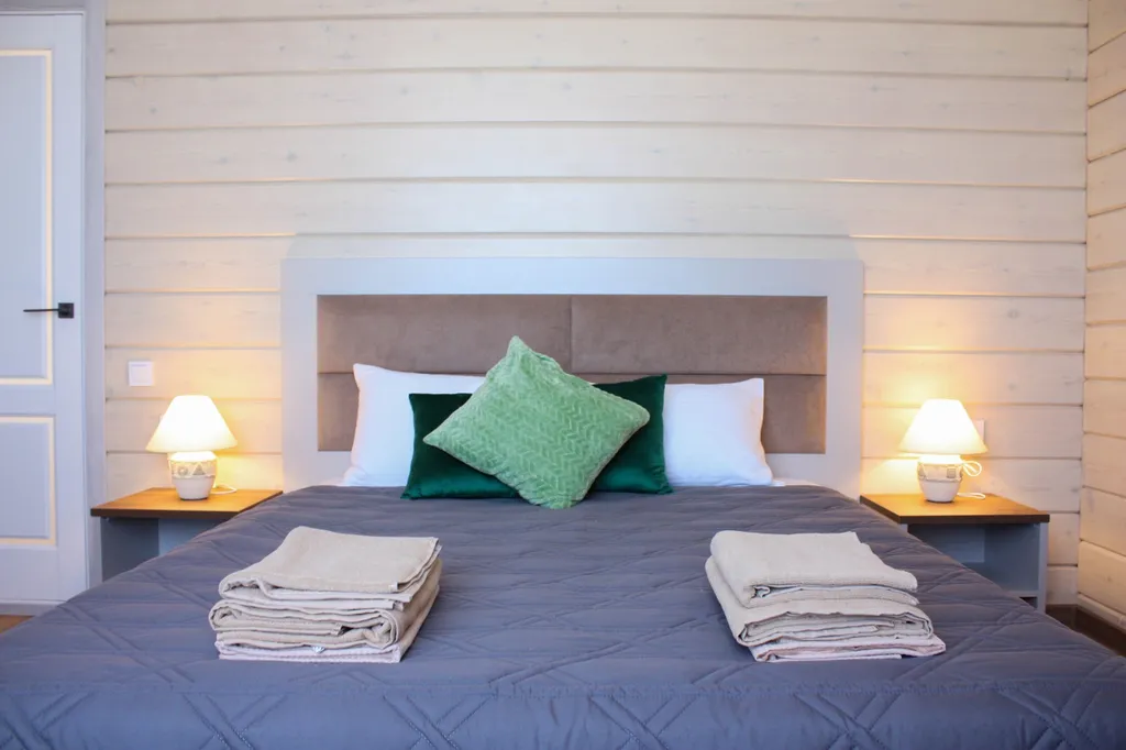 Стильный таунхаус с террасой и теплым бассейном