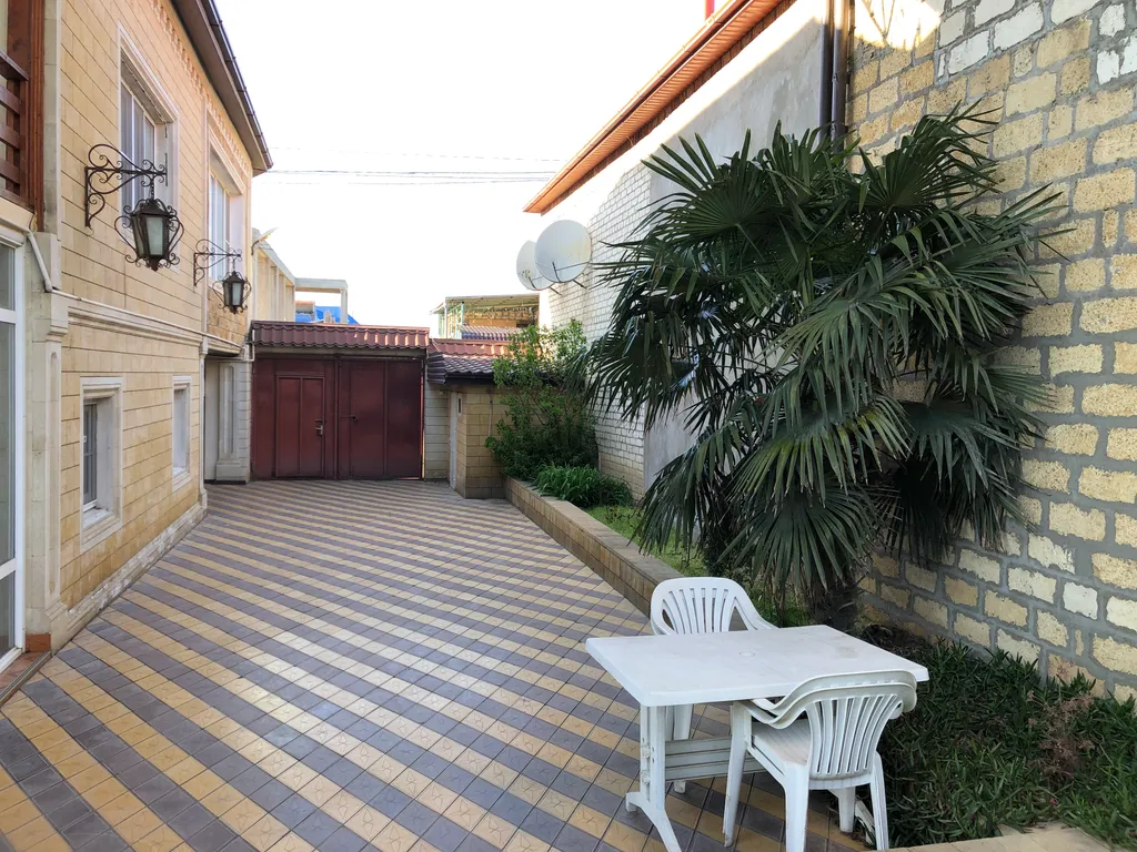 Дом на берегу Каспийского моря вблизи Дербента