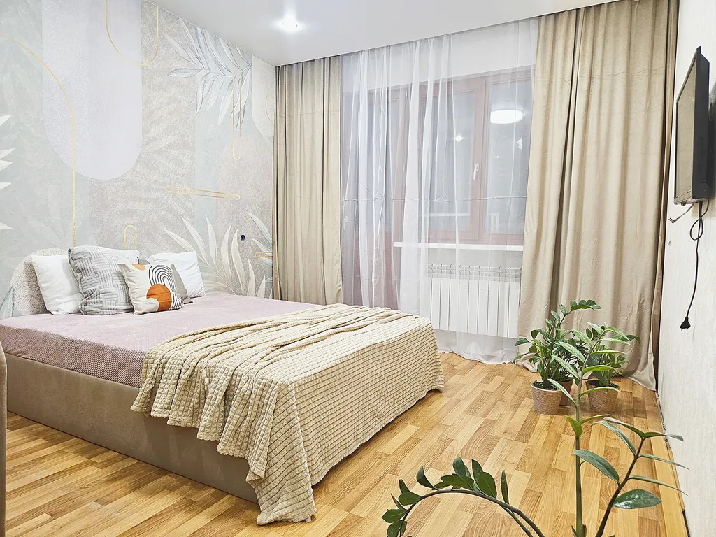 Просторная двухкомнатная квартира с дизайнерским ремонтом