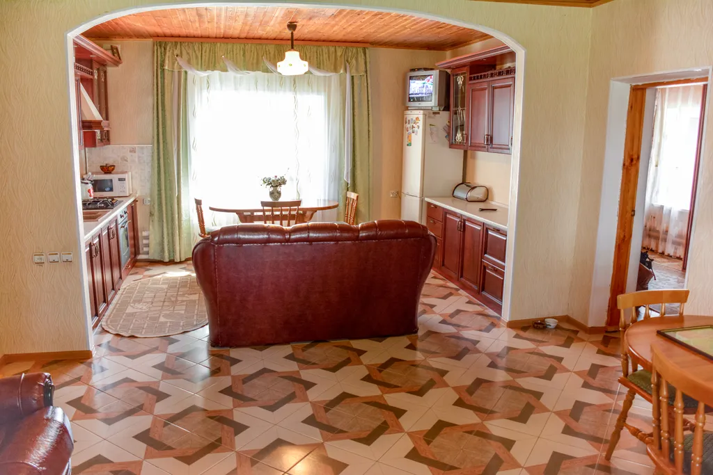 6-комнатный Дом