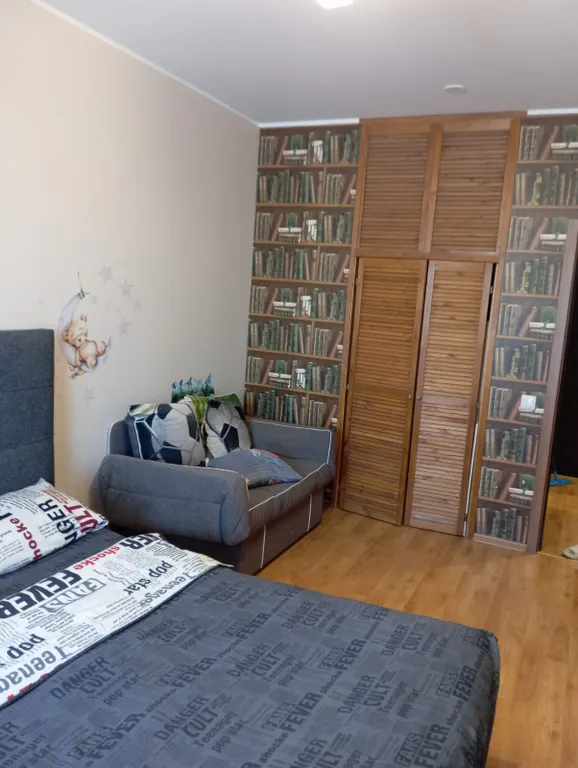 Евродвушка у метро