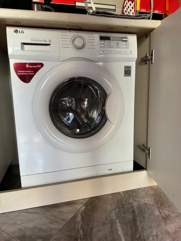 Современная уютная квартира возле большого торгового центра