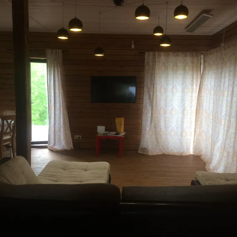 Эко-коттедж в центре Несвижа