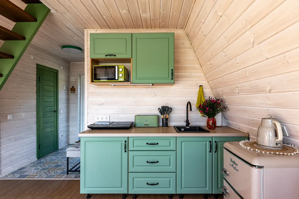 Треугольный дом у 3х горнолыжных курортов