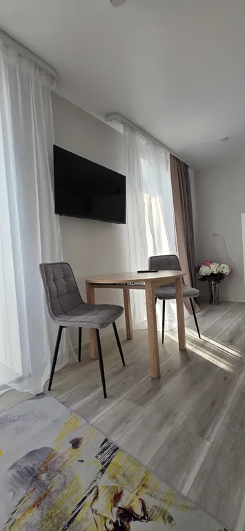 Новая, уютная, солнечная, чистая квартира в центре города.