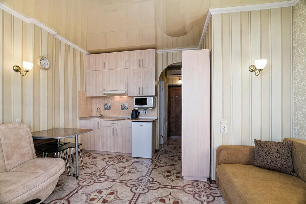 Квартира-студия с панорамным видом на море