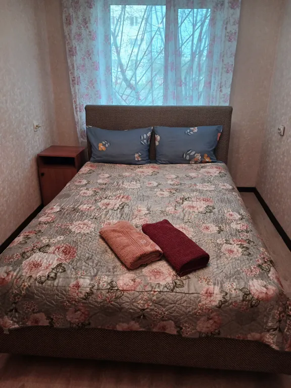 Просторная и светлая квартира ,идеальное место для вашего путешествия — аренда посуточно в Магадан