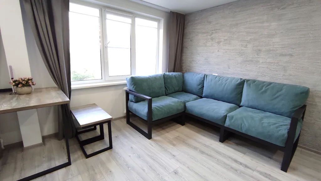 Современная светлая и уютная квартира