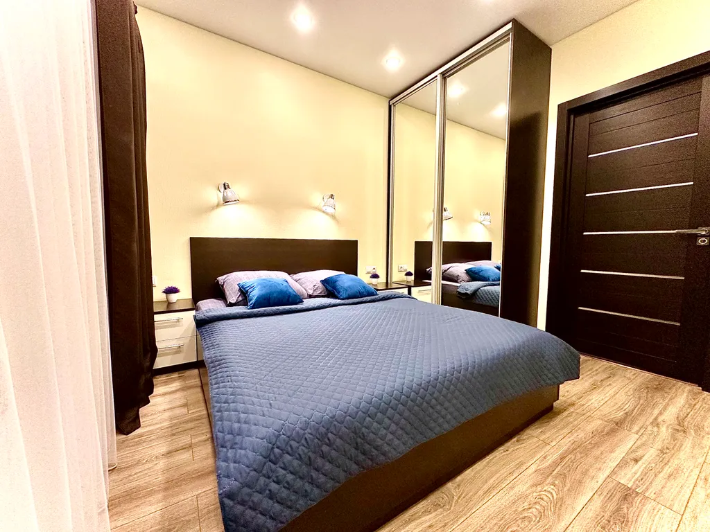 Квартира Просторные аппартаменты рядом с СШОР 9 и Академией МЧС — аренда посуточно в Иваново