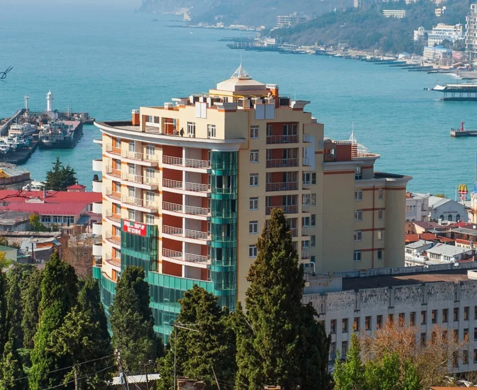 Апартаменты с видом на море и горы