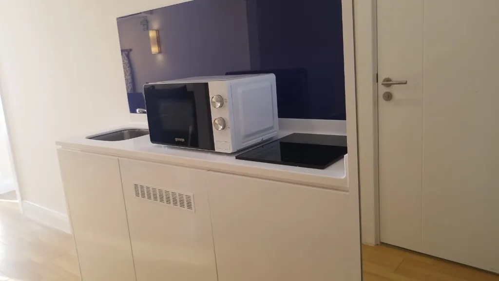 Светлые апартаменты у черного моря