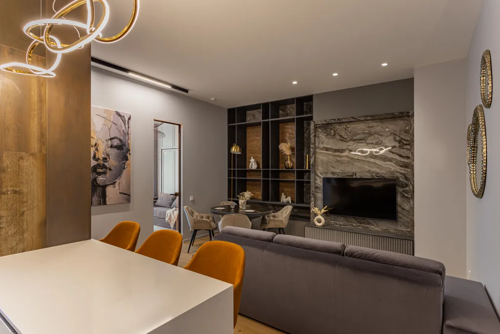 4-комнатная Квартира