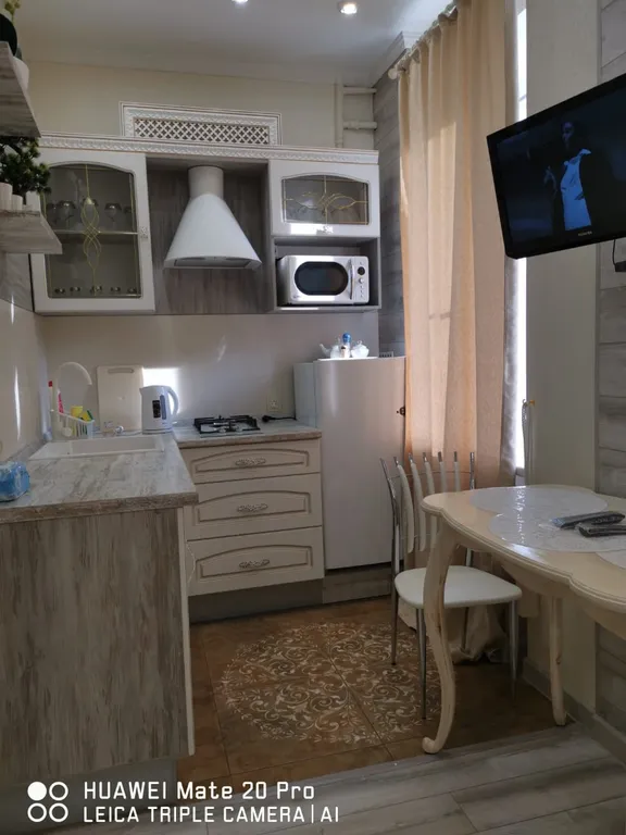 Дизайнерская квартира-студия в историческом центре города