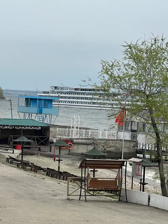 Большой дом с мангалом