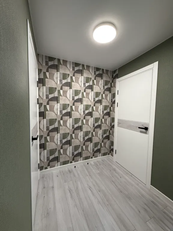 Новая евротрешка толтый мыс 5-7 мин до моря