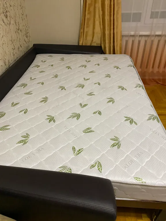 Просторная солнечная квартира возле парка