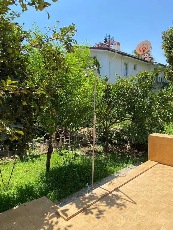 Вилла на первой линии моря