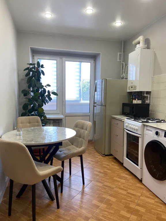 Уютная квартира с удобным местоположением и видом на гору