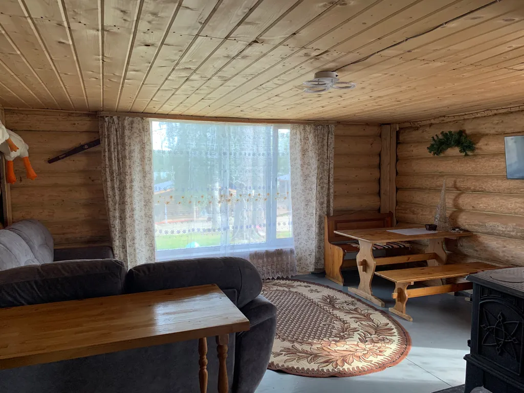 Дом на берегу озера