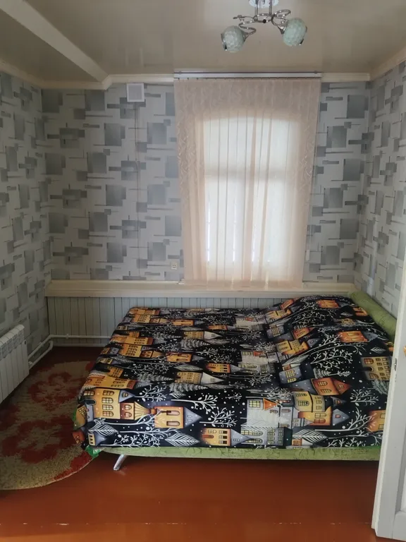 Двухэтажный дом со всеми удобствами в самом центре