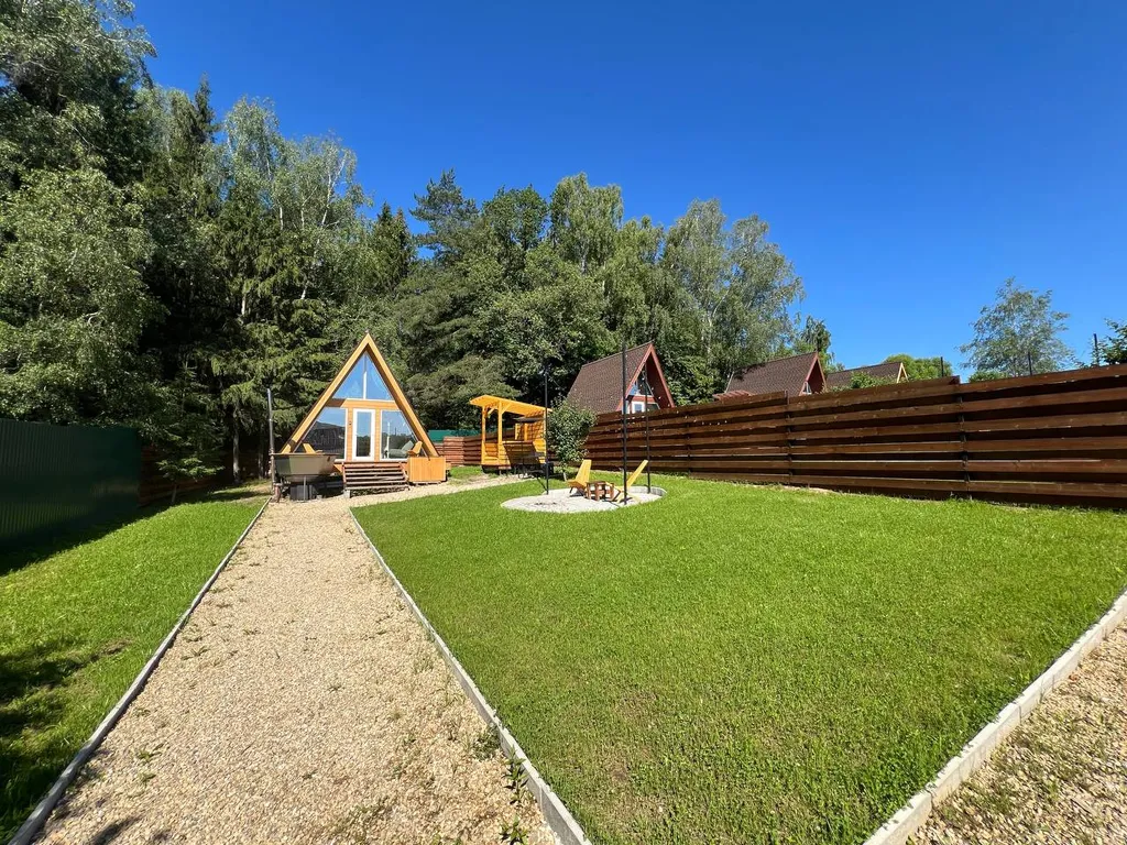 Дом A-frame с сибирским горячим чаном на дровах