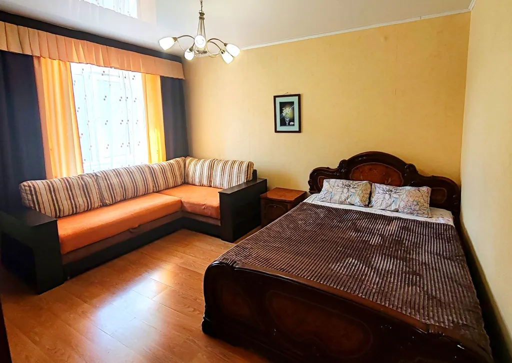 Уютная квартира — аренда посуточно в Оренбург