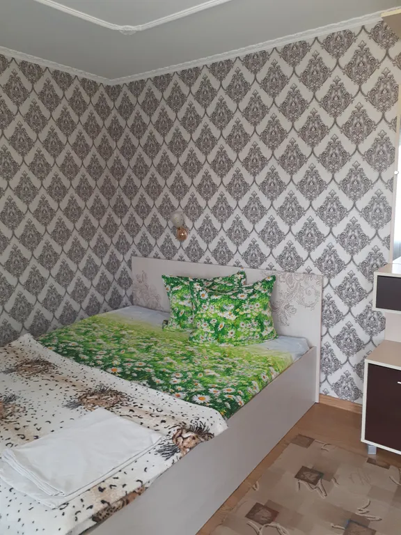 Коттедж на 5 человек со своим двориком