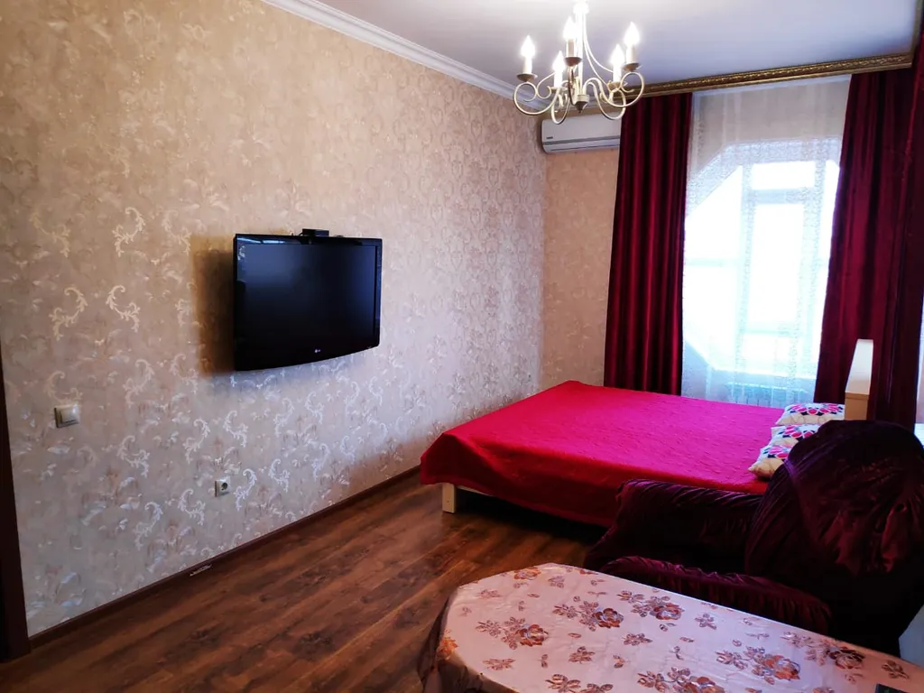 Квартира Квартира Анти-Отель на 4чел. 2комн.кв. 10этаж, код-126 — Махачкала