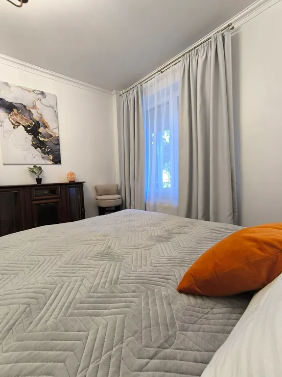 Velvet Aparts трехкомнатные в центре с парковкой