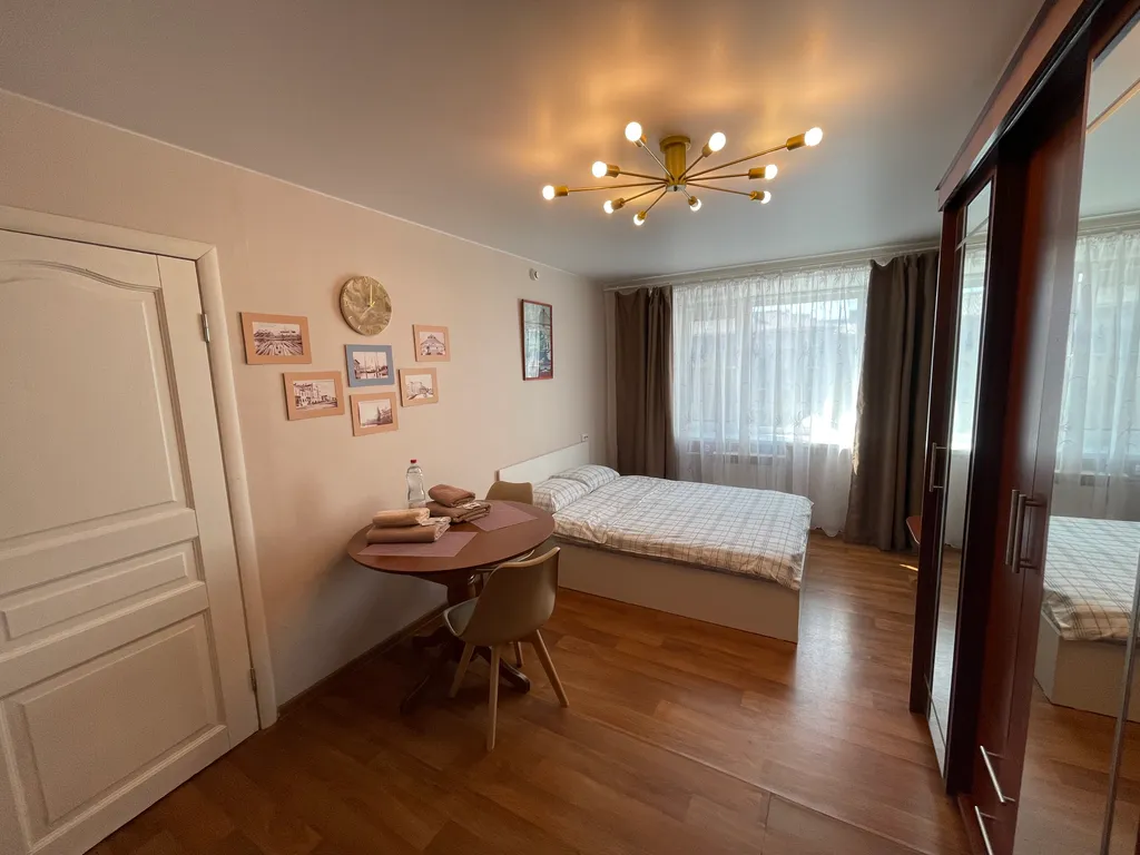 Квартира у областной