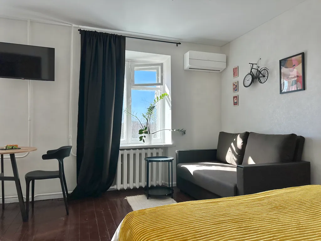 Солнечная квартира на Дежнёва