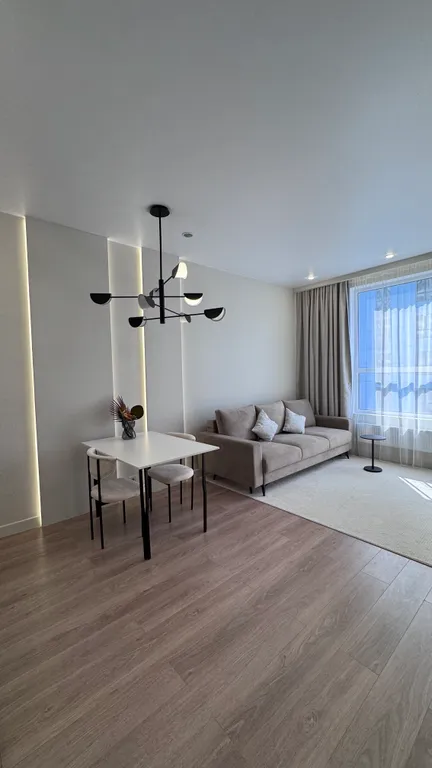 Квартира Современные апартаменты рядом с метро в центре Алматы 652 — Алматы